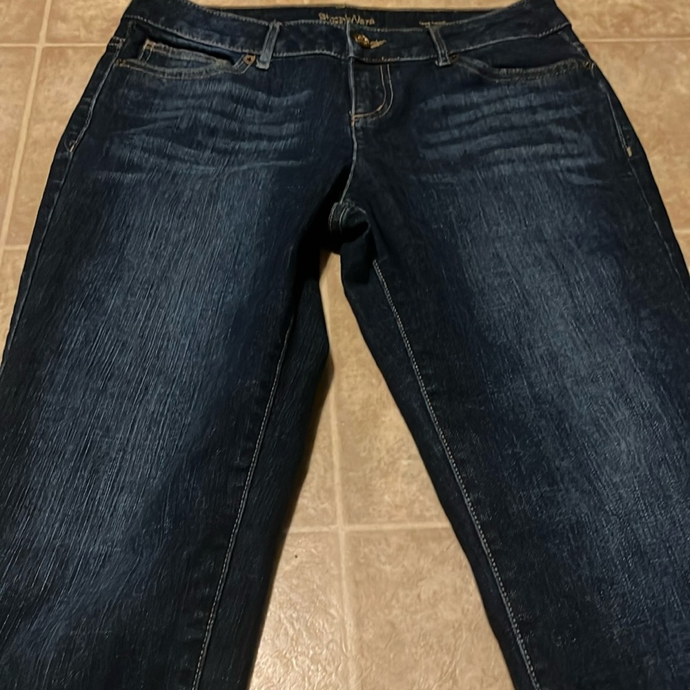 Simply Vera Wang straight dark wash denim capri - Picture 7 of 10